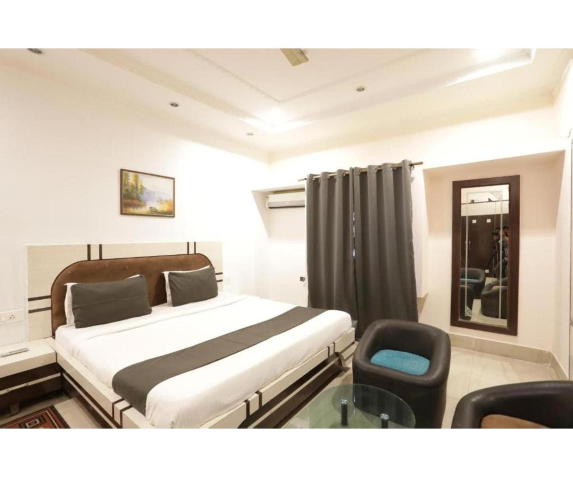 Day S Inn Luxury Stay Near Care Hospital In Budget Friendly Price Best Seller Bhubaneswar Esterno foto