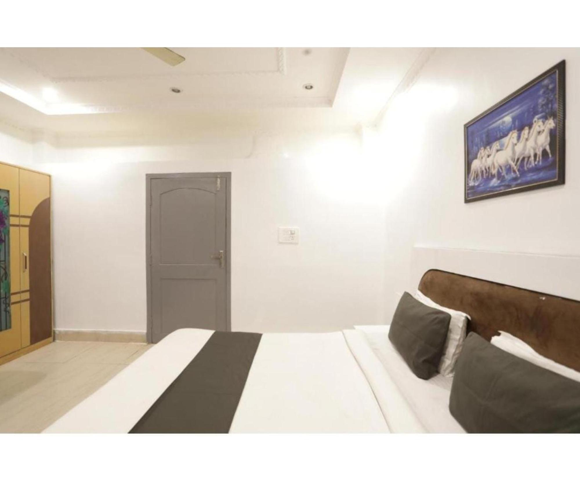 Day S Inn Luxury Stay Near Care Hospital In Budget Friendly Price Best Seller Bhubaneswar Esterno foto